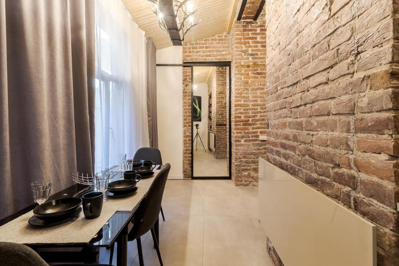 Lesi Apartment With Terrace Leopoli Esterno foto